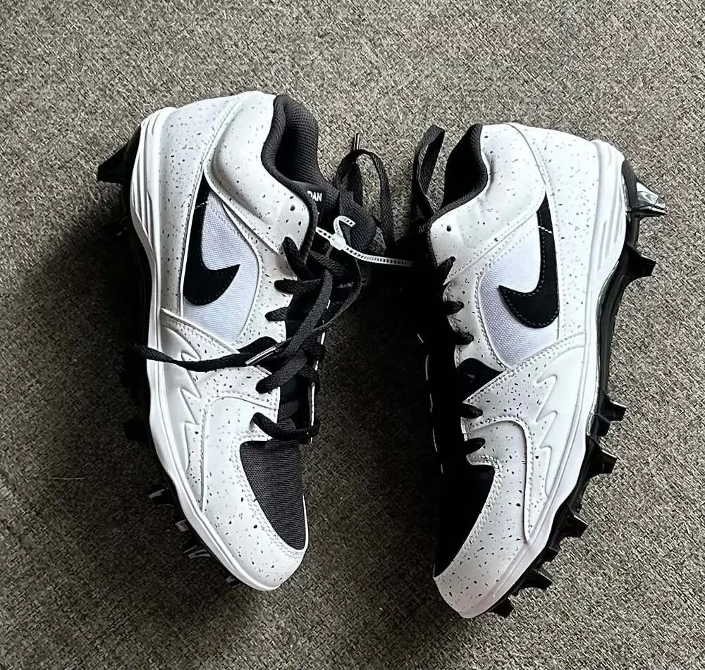 Jordan Stadium 90 Low TD White Black Cleats